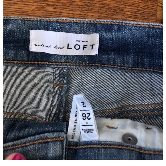 Loft modern skinny ankle jeans w/ stretch - Picture 4 of 5